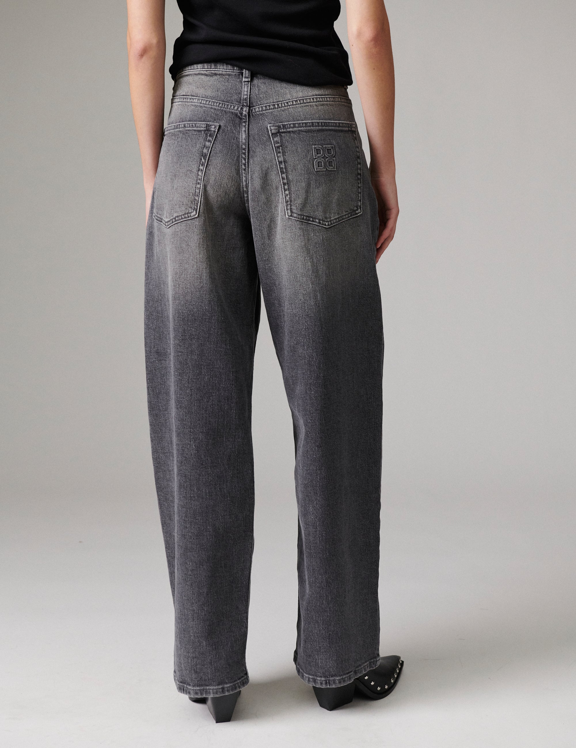DAY Birger ét Mikkelsen Andi Assymetric - Light Grey Denim - Jeans Jeans 500182 LIGHT GREY