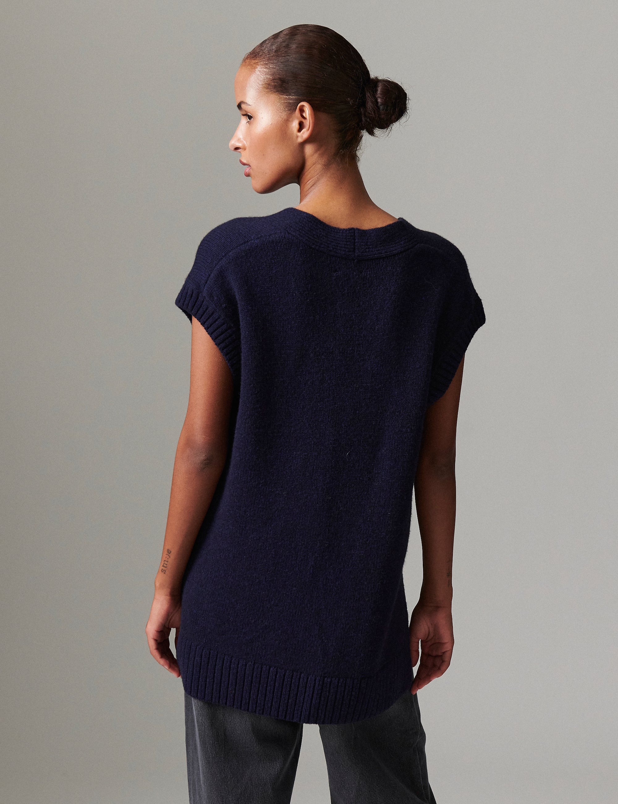 DAY Birger ét Mikkelsen Flynn - Soft lamb Waistcoat 194020 DARK SAPPHIRE.