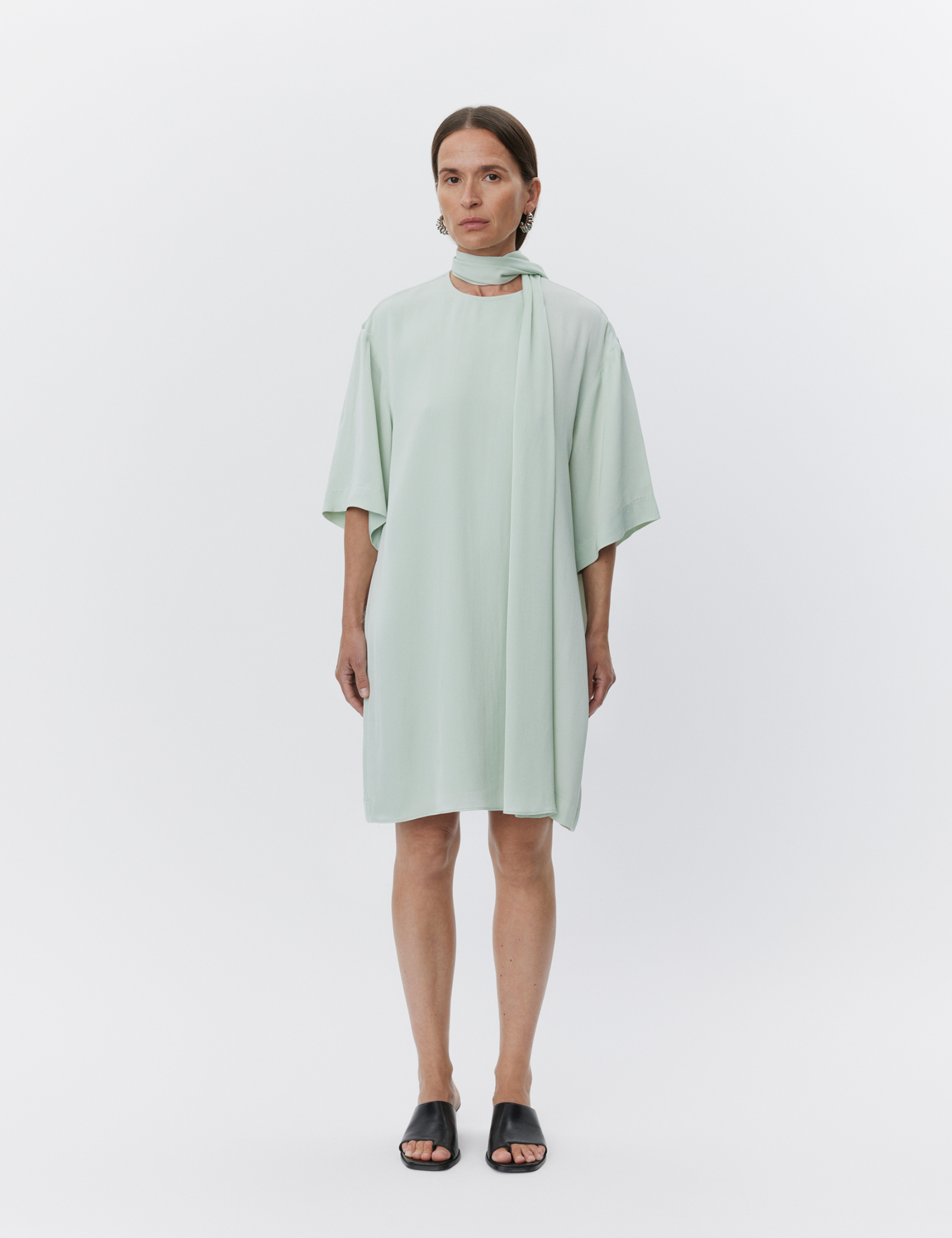 slim fit dress slacks Alaia - Matte Crepe