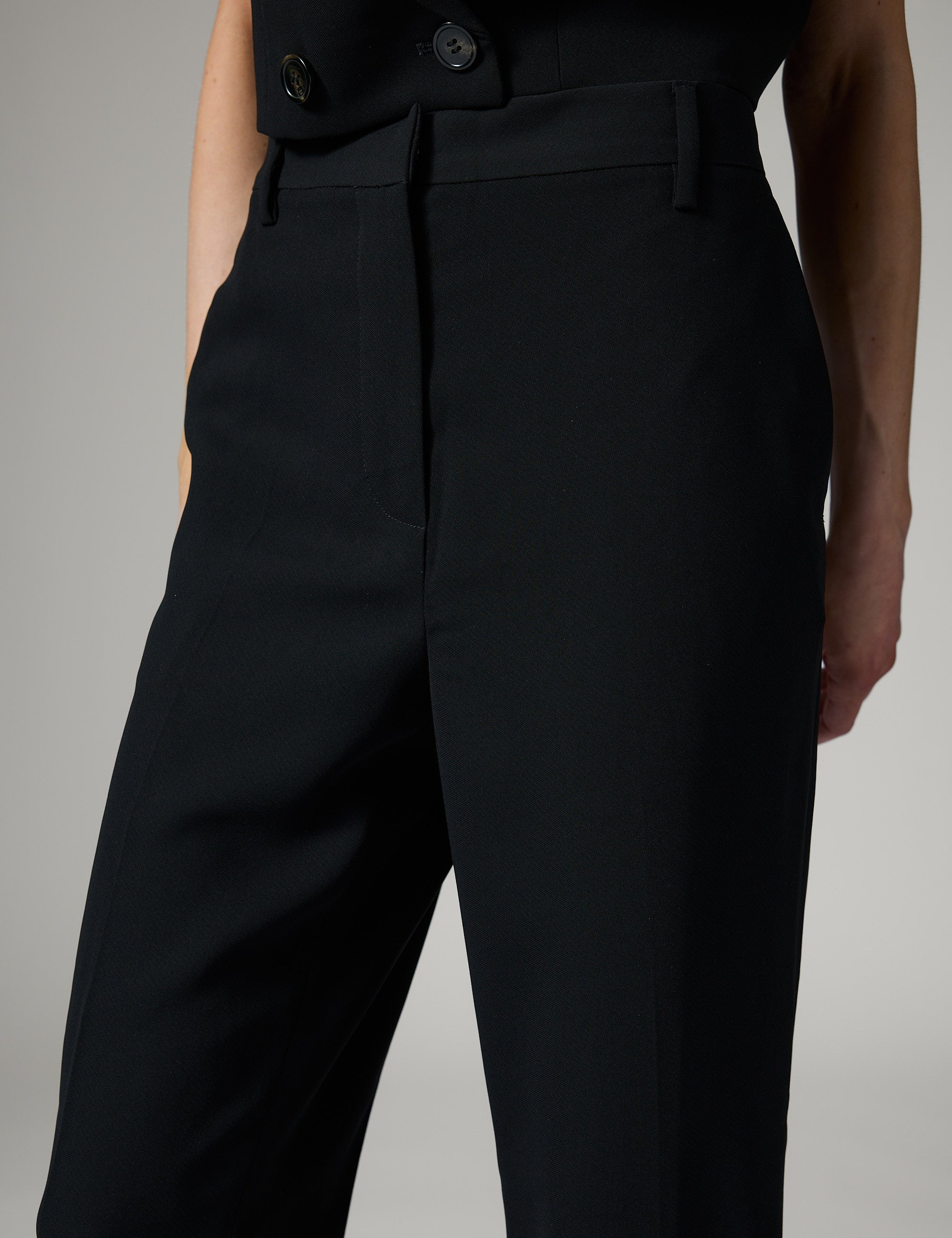 Classic Lady - Classic Gabardine - Pants - Black