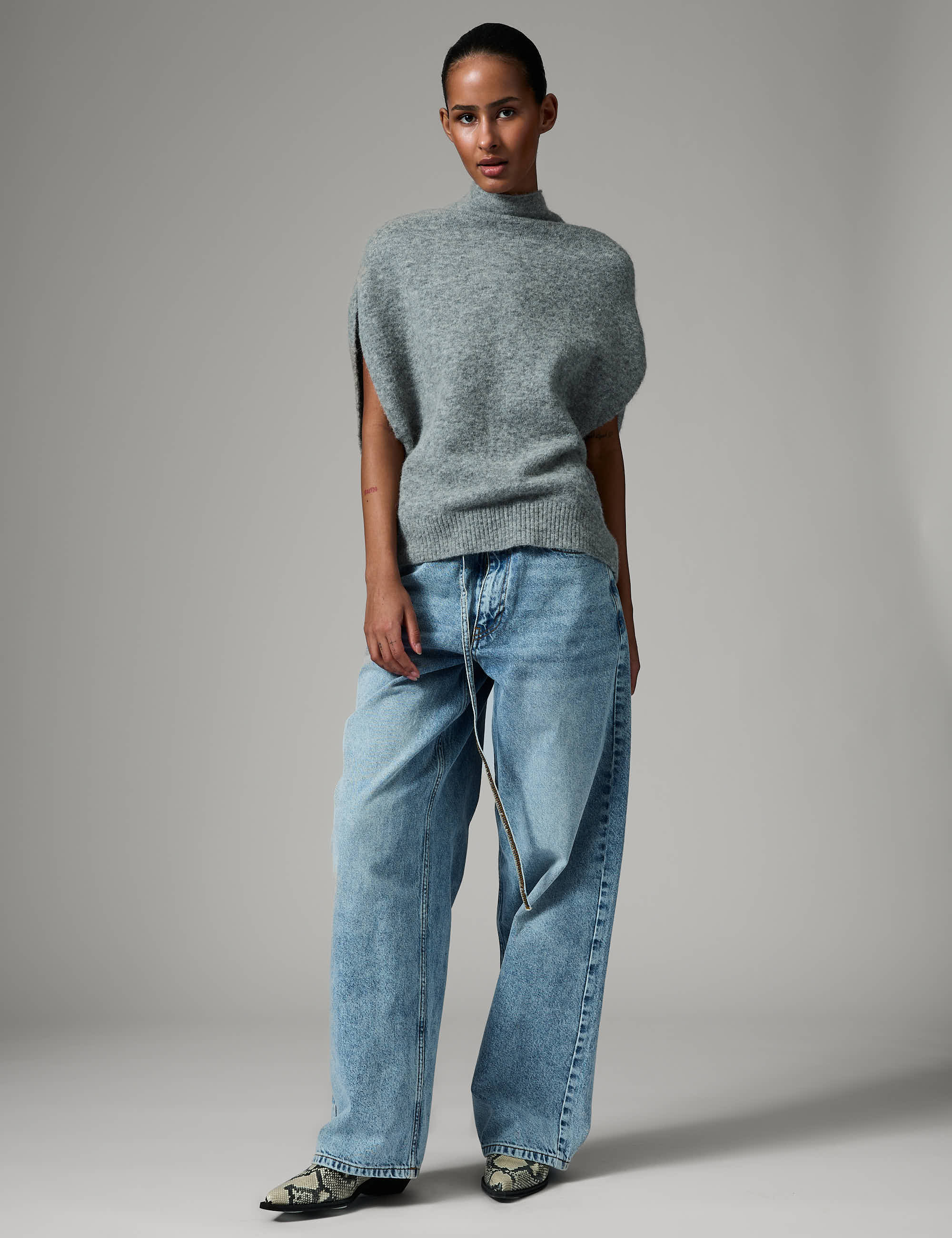 Frodie - Cozy Days - Vest - Grey Melange