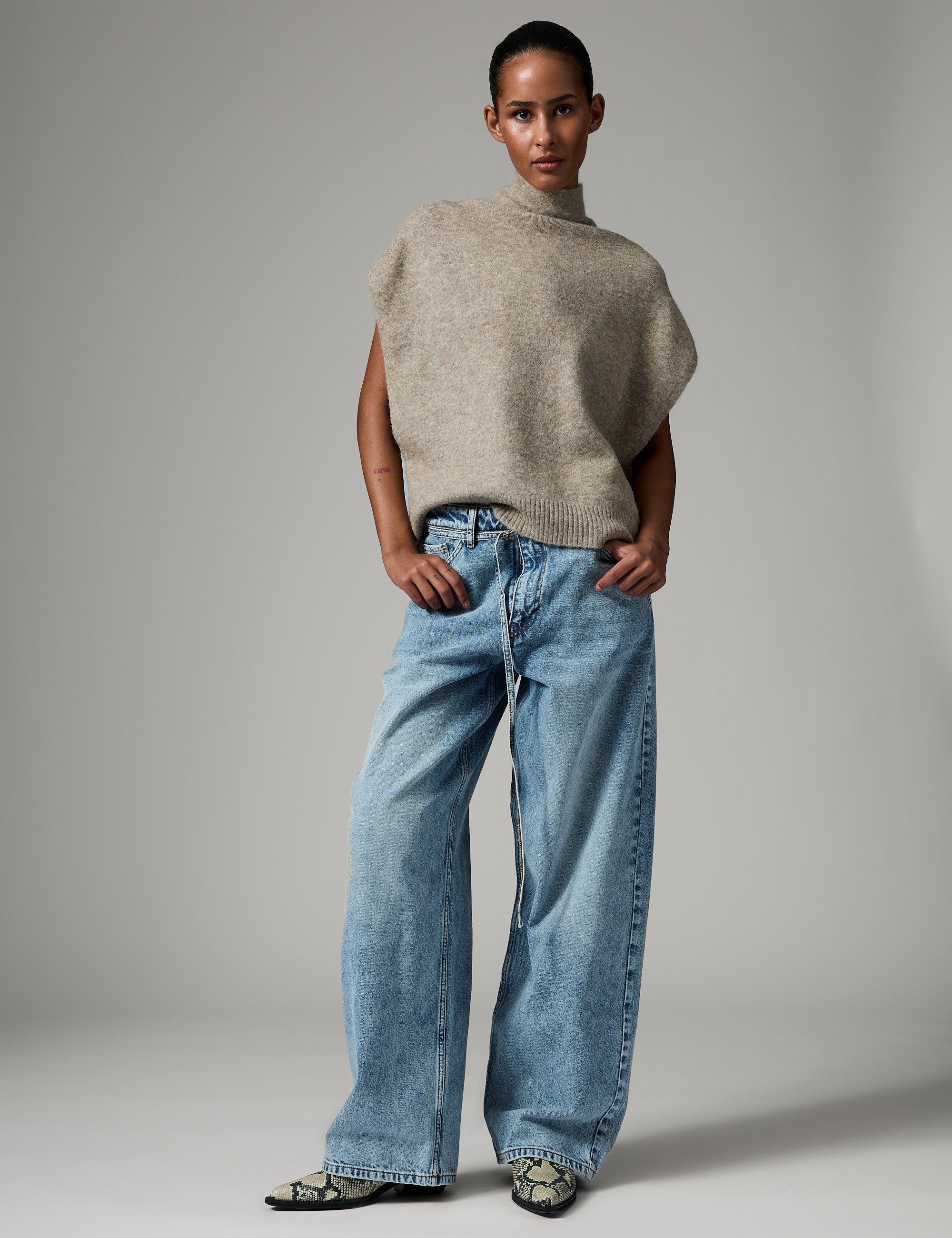 Frodie - Cozy Days - Vest - Hazel Melange