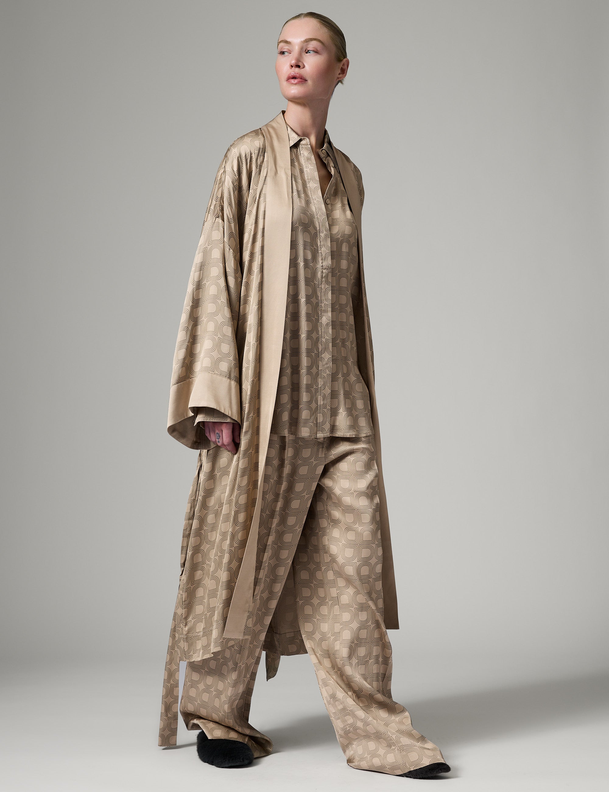 DAY Birger ét Mikkelsen Phoebe - Fluid Viscose - Pants Pants 151304 HUMUS