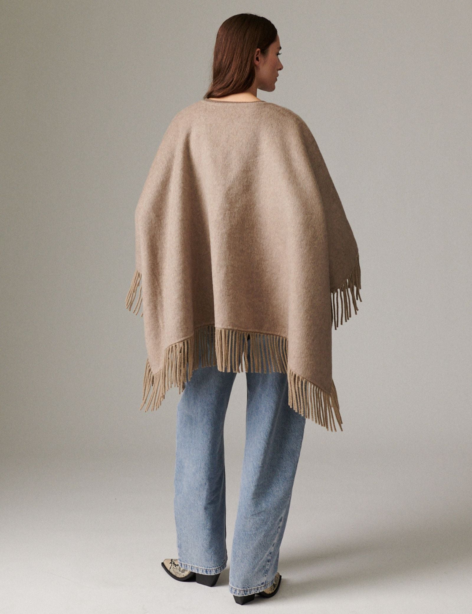 DAY Birger ét Mikkelsen Sybil Fringes - Double Faced Wool - Cape Cape 500001 Beige Melange